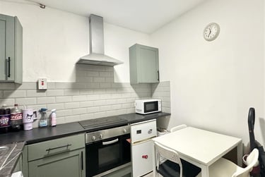 1 bed studio, Lower Parliament Street, Hockley, Nottingham, NG11EH - Image 1